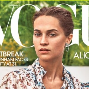 Alicia Vikander en couverture du Vogue de Mars 2018