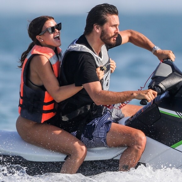 Exclusif - Scott Disick et sa compagne Sofia Richie en vacances sur un mega yacht à Punta Mita au Mexique le 17 janvier 2018.