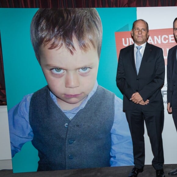 Semi-exclusif - Alexander Eggermont (Président-directeur général de Gustave-Roussy), Frédéric Lemos et Nicolas Sarkozy - Vente aux enchères au profit de la campagne "Guérir le cancer de l'enfant" au Pavillon Ledoyen à Paris le 13 février 2018. L'intégralité des dons effectués à l’occasion de cette soirée ira au profit de la campagne "Guérir le cancer de l’enfant au 21ème siècle de la Fondation Gustave Roussy". F. Lemos, le père du petit Noé décédé il y a quatre ans d'un cancer du cerveau, avait fait afficher le visage de son fils sur la Tour Montparnasse pour tout le mois de septembre. Depuis, son combat est devenu cette grande campagne dont N. Sarkozy est le parrain cette année. © Cyril Moreau/Bestimage13/02/2018 - Paris