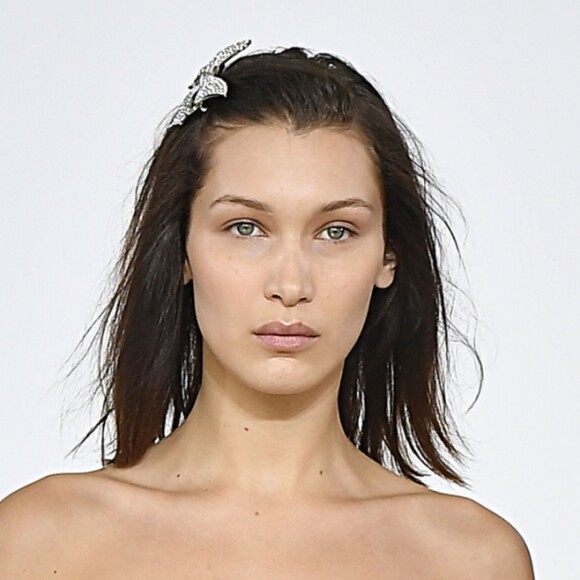 Bella Hadid défile pour Michael Kors Collection à New York. Le 14 février 2018.