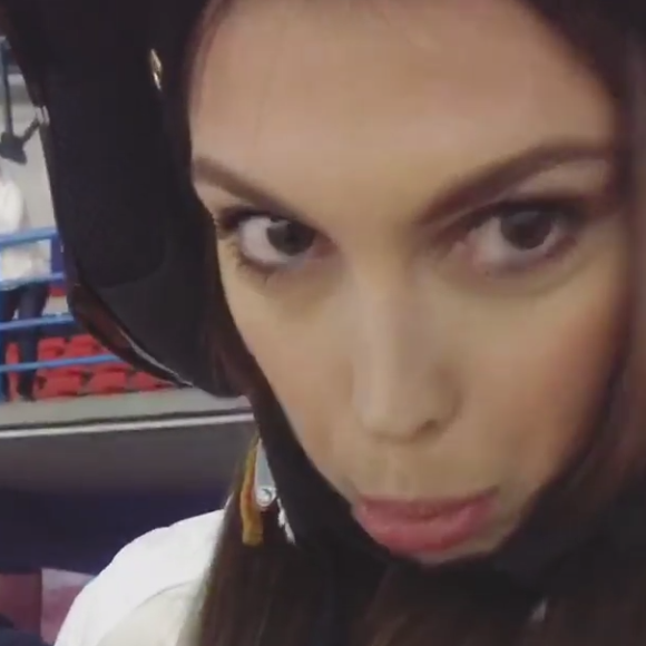 Camille Cerf et Iris Mittenaere à la neige, à Andorre, février 2018