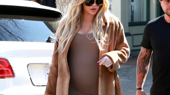 Khloé Kardashian enceinte : Lookée, elle prépare la naissance de son bébé