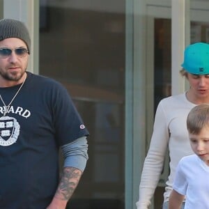 Exclusif - Justin Bieber est allé déjeuner avec son père Jeremy et son petit frère Jaxon à Hollywood, le 25 janvier 2018