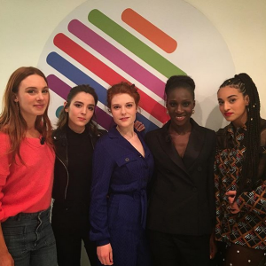 Laetitia Dosch, Garance Marillier, Iris Bry, Eye Haidara et Camélia Jordana sur le plateau de l'émission Quotidien. Février 2018.