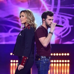 Exclusif  - Vitaa et Claudio Capéo - Enregistrement de l'émission "Tout Le Monde Chante Contre Le Cancer, Les Stars Relèvent Le Défi" au Palais Des Congrès à Paris. Le 5 décembre 2017. © Gorassini-Moreau / Bestimage