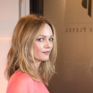 Vanessa Paradis (porte le ruban maintenant on agit) - Photocall de la 43e cérémonie des Cesar à la salle Pleyel à Paris, le 02 mars 2018. © Dominique Jacovides - Olivier Borde / Bestimage