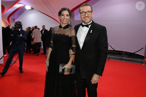 Exclusif - Dany Boon (porte le ruban blanc "Maintenant on agit" ) et sa femme Yael - Arrivées lors de la 43ème cérémonie des Cesar à la salle Pleyel à Paris, le 2 mars 2018. © Stephane Kossman / Bestimage