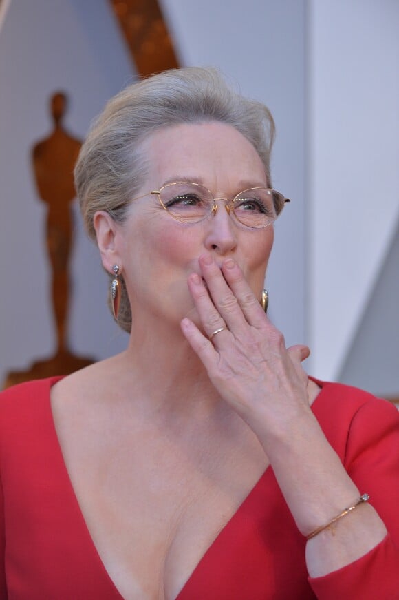 Meryl Streep sur le tapis rouge des Oscars au Dolby Theatre, Los Angeles, le 4 mars 2018.