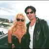 Pamela Anderson et Tommy Lee à Cannes en 1995