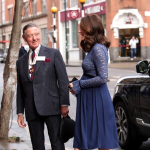 Kate Middleton (enceinte), vient inaugurer les nouveaux locaux de "Place2Be", un service de santé mentale, à Londres. Le 7 mars 2018