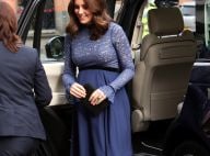 Kate Middleton, enceinte, recycle une robe et affiche un beau baby bump