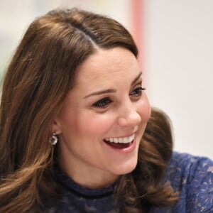 Kate Middleton, enceinte, à l'inauguration des nouveaux locaux de l'association Place2Be à Londres le 7 mars 2018.