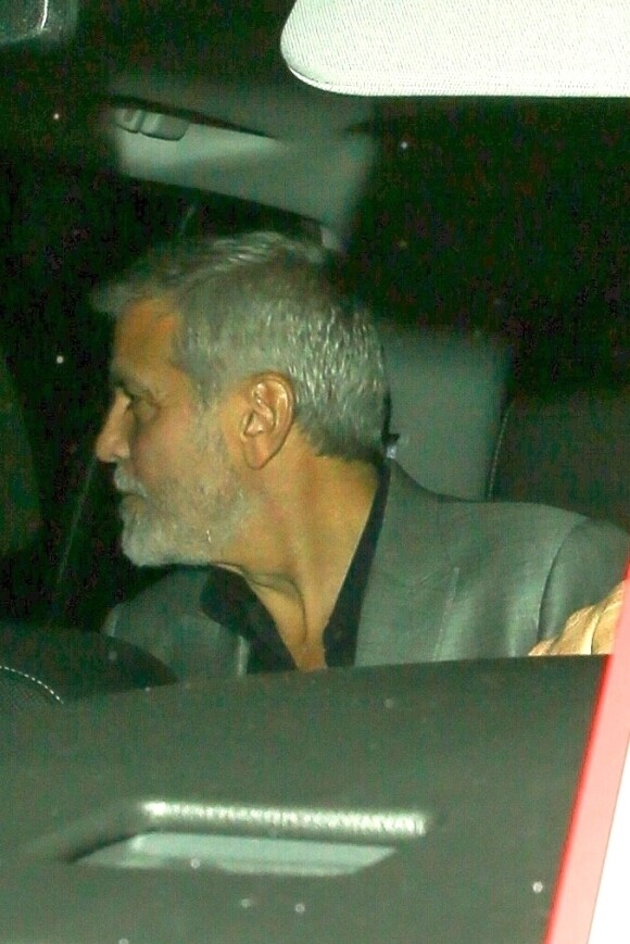 Exclusif - Brad Pitt et George Clooney se rendent ensemble à une fête privée des Pre Oscar à Los Angeles, le 3 mars 2018