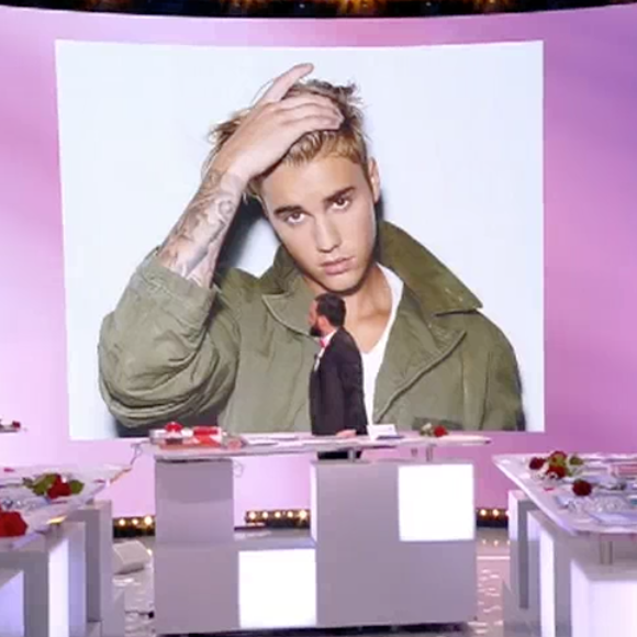 Kelly Vedovelli raconte le gros râteau qu'elle a mis à Justin Bieber. Emission "Touche pas à mon potse" du 8 mars 2018.