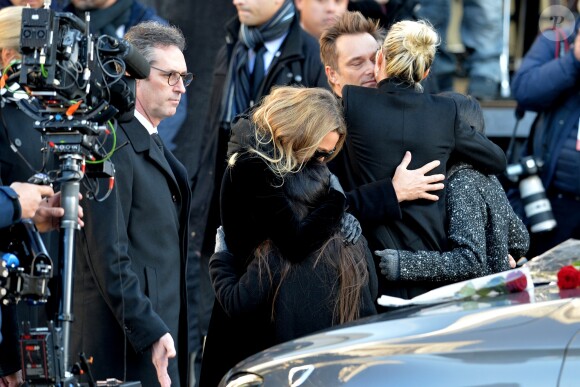 Laeticia Hallyday et ses filles Joy et Jade, Laura Smet, David Hallyday - Arrivées des personnalités en l'église de La Madeleine pour les obsèques de Johnny Hallyday à Paris le 8 decembre 2017. © Veeren/Bestimage