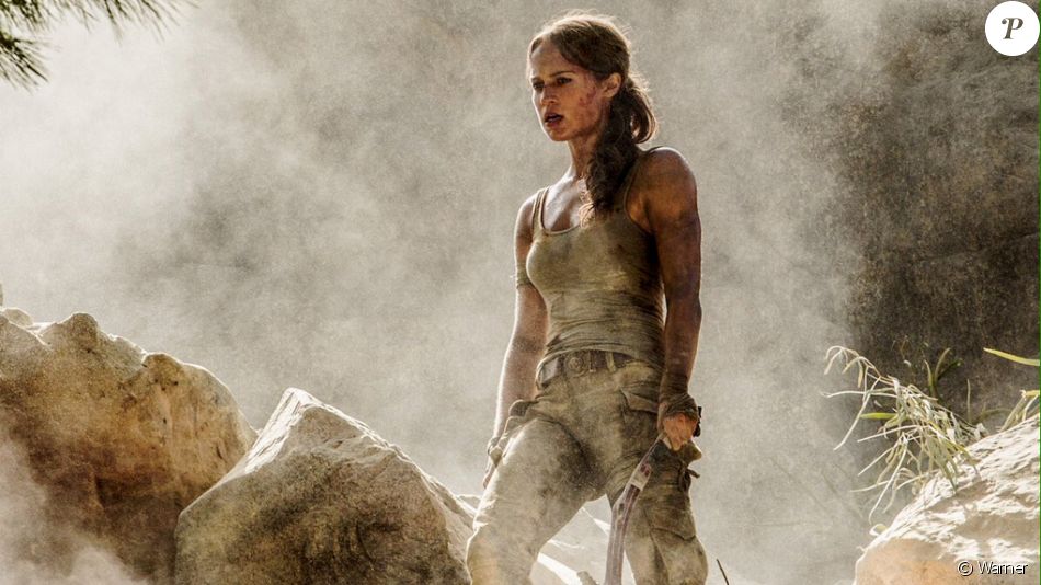 Alicia Vikander S Affiche En Lara Croft Dans Tom Raider Purepeople