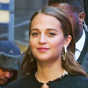 Alicia Vikander, en promotion pour le film "Tomb Raider" , arrive à l'émission Good Morning America à New York le 14 mars 2018.