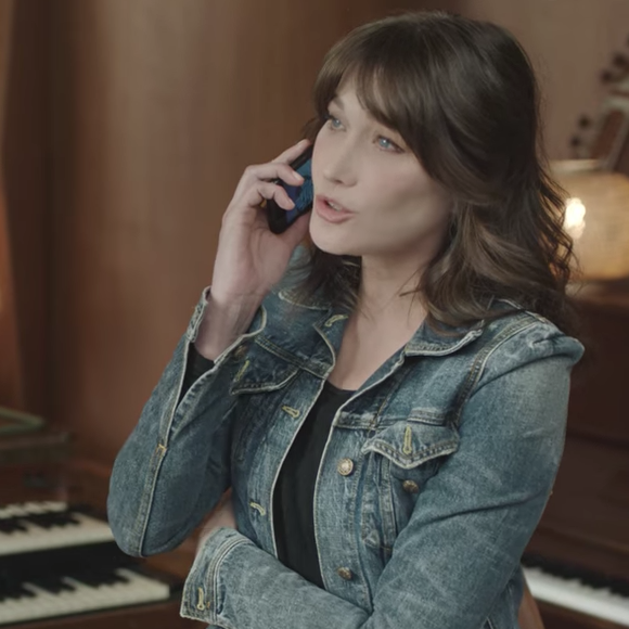 Carla Bruni dans le clip "Sa raison d'être 2018" pour Sidaction.