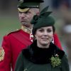 La duchesse Catherine de Cambridge, enceinte, lors de la parade de la Saint Patrick à Houslow en présence du premier bataillon des gardes irlandais le 17 mars 2018.