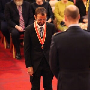 Le prince William a décoré le 20 mars 2018 l'ex-Beatle Ringo Starr, anobli au cours d'une cérémonie au palais de Buckingham.