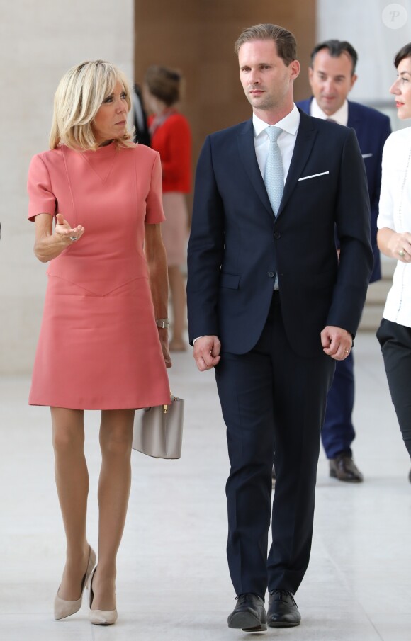Brigitte Macron (Trogneux), Gauthier Destenay (le mari de X. Bettel, le premier ministre du Luxembourg) - Visite du musée d'art moderne Grand-Duc Jean (MUDAM) à Luxembourg, le 29 août 2017.