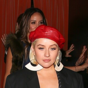 Christina Aguilera arrive au restaurant Craig à West Hollywood le 24 janvier 2018.