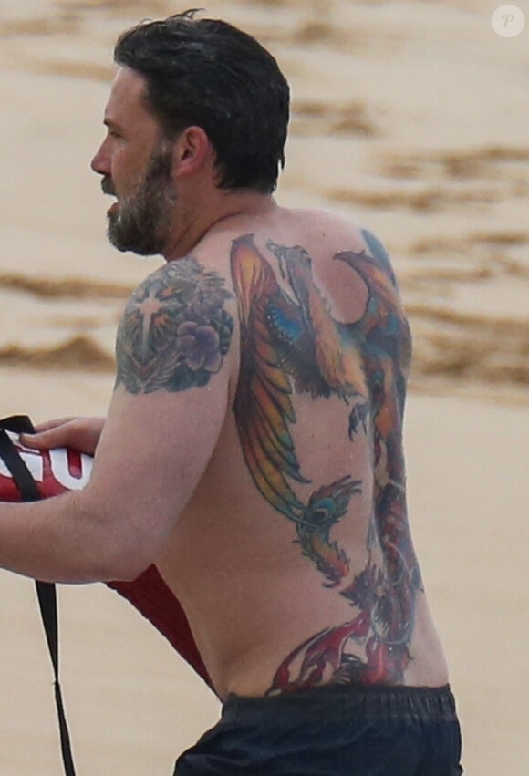 Exclusif - Ben Affleck sur le tournage de "Triple Frontier" produit par Netflix sur une plage de Honolulu.
