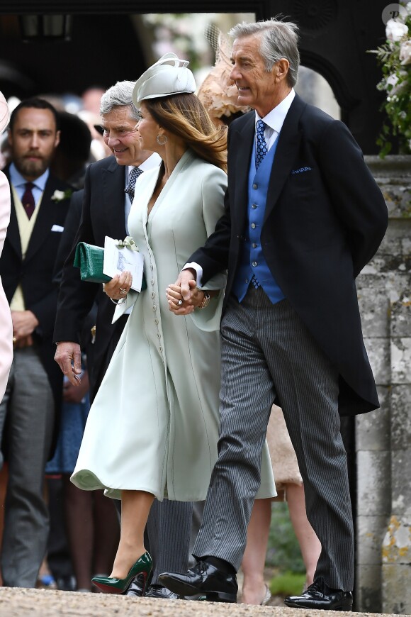David Matthews et sa femme Jane au mariage de leur fils James Matthews et de Pippa Middleton le 20 mai 2017 à Englefield dans le Berkshire en Angleterre. David MAtthews a été mis en examen le 29 mars 2018 à Paris pour viol sur mineure, accusé par une nièce pour des faits remontant à 1998-1999.