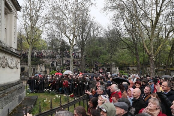 Obsèques de Jacques Higelin au cimetière du Père Lachaise à Paris le 12 avril 2018.