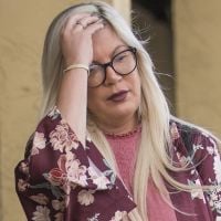 Tori Spelling : Bouffie et épuisée après son craquage, elle remonte la pente