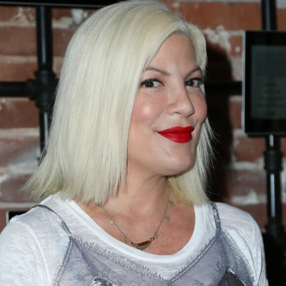 Tori Spelling à la soirée capitative Much Love Animal Rescue Spoken Woof au Microsoft Lounge à Venice, le 7 octobre 2017