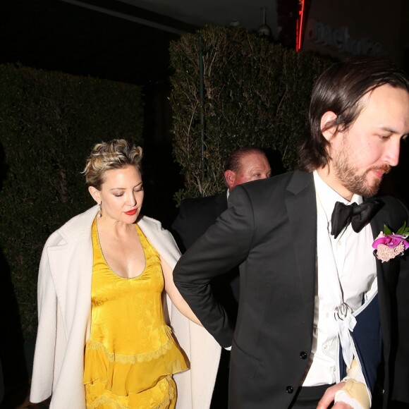 Kate Hupton, enceinte et son compagnon Danny Fujikawa - Les célébrités quittent la soirée qui est censé être le mariage de Gwyneth Paltrow et de son fiancé Brad Falchuk à Los Angeles le 14 avril 2018.  Celebrities leaving Gwyneth Paltrow and Brad Falchuk's engagement/wedding party in Los Angeles. It's rumored that the event was either an engagement dinner or a secret wedding in Los Angeles April 14th, 2018.15/04/2018 - Los Angeles