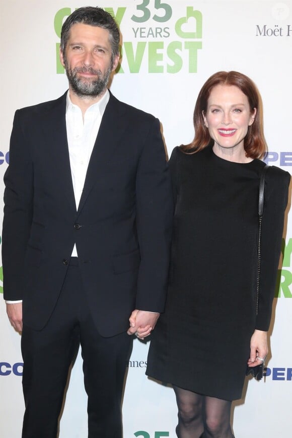 Bart Freundlich et sa femme Julianne Moore au 35e gala annuel City Harvest à New York, le 24 avril 2018