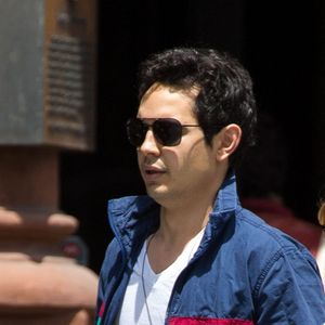 Kate Mara et son compagnon Max Minghella se baladent dans les rues de New York, le 6 juin 2014.
