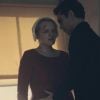 Max Minghella et Elizabeth Moss dans "The Handmaid's tale" - saison 1 - 2017.