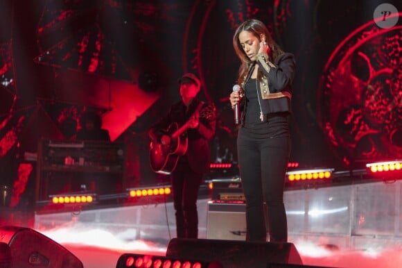 Exclusif -  Amel Bent - Enregistrement de l'émission "Johnny, toute la musique qu'ils aiment" à la Seine Musicale, qui sera diffusée le 6 janvier sur TF1. Le 13 décembre 2017 © Perusseau-Veeren / Bestimage