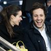 Le chanteur Vianney (Vianney Bureau) et sa compagne Catherine Robert - Célébrités dans les tribunes du parc des princes lors du match de football de ligue 1, le Paris Saint-Germain (PSG) contre En Avant de Guingamp (EAG) à Paris, France, le 29 avril 2018. Paris et Guingamp ont fait match nul 2 - 2. © Cyril Moreau/Bestimage