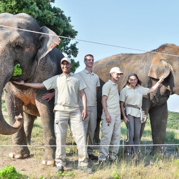 Exclusif - La Princesse Stéphanie de Monaco a ouvert les portes du domaine de Fontbonne au sommet du Mont Agel, dans les Alpes en France, le 12 juillet 2016, où elle a installé les deux éléphants, Baby et Népal. L'occasion de fêter le troisième anniversaire de leur nouvelle vie. Au programme jeu d'eau entre la princesse, Baby et Népal et balade. Le 12 juillet 2013, Baby et Népal, deux éléphants condamnées, étaient recueillies par la princesse Stéphanie après une bataille administrative de plusieurs semaines. © Michael Alesi/Bestimage