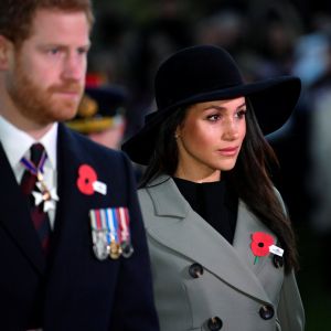 Meghan Markle et le prince Harry lors des commémorations de l'ANZAC Day à l'arc de Wellington à Londres le 25 avril 2018