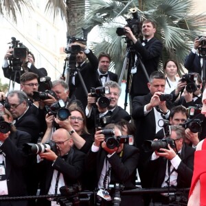 Julianne Moore - Montée des marches du film "Everybody Knows" lors de la cérémonie d'ouverture du 71e Festival International du Film de Cannes. Le 8 mai 2018 © Borde-Jacovides-Moreau/Bestimage