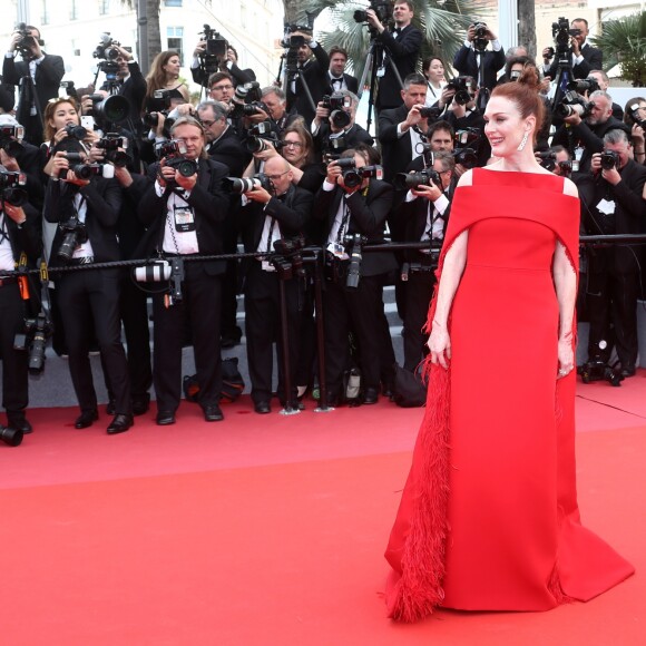 Julianne Moore - Montée des marches du film "Everybody Knows" lors de la cérémonie d'ouverture du 71e Festival International du Film de Cannes. Le 8 mai 2018 © Borde-Jacovides-Moreau/Bestimage