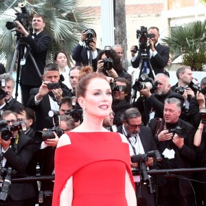 Julianne Moore - Montée des marches du film "Everybody Knows" lors de la cérémonie d'ouverture du 71e Festival International du Film de Cannes. Le 8 mai 2018 © Borde-Jacovides-Moreau/Bestimage
