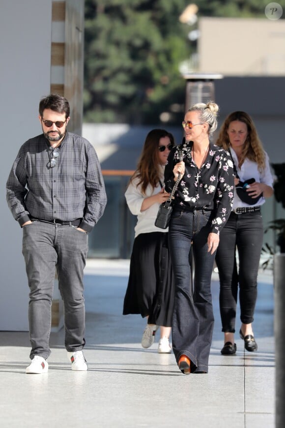 Semi-exclusif - Laeticia Hallyday et son amie Yaël Abrot ont retrouvé Jean-François Piège et sa femme Elodie pour un déjeuner dans le restaurant "Din Tai Fung" au centre commercial Westfield Century City à Beverly Hills le 7 mai 2018.