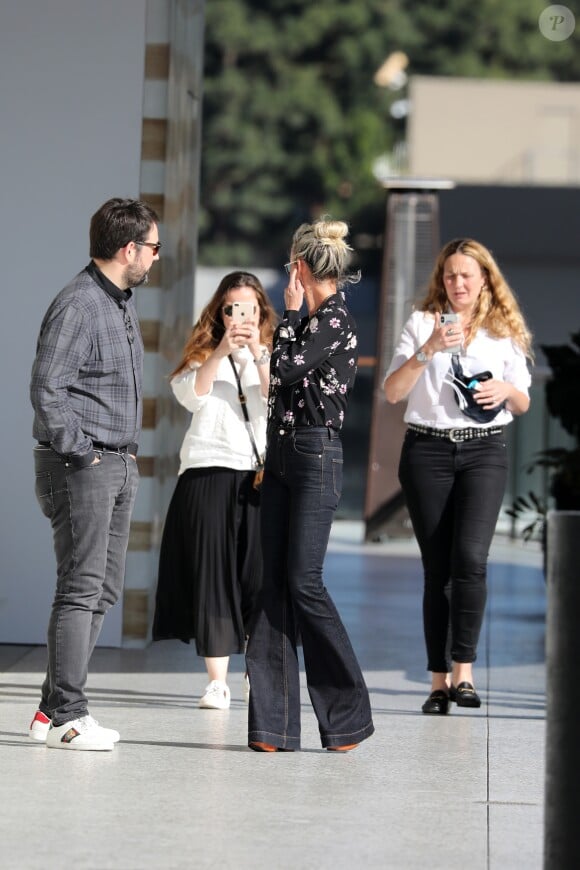 Semi-exclusif - Laeticia Hallyday et son amie Yaël Abrot ont retrouvé Jean-François Piège et sa femme Elodie pour un déjeuner dans le restaurant "Din Tai Fung" au centre commercial Westfield Century City à Beverly Hills le 7 mai 2018.