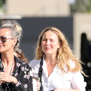 Semi-exclusif - Laeticia Hallyday et son amie Yaël Abrot ont retrouvé Jean-François Piège et sa femme Elodie pour un déjeuner dans le restaurant "Din Tai Fung" au centre commercial Westfield Century City à Beverly Hills le 7 mai 2018. Ils ont passé plus de 3 heures à table.07/05/2018 - Beverly Hills