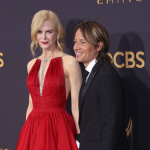 Nicole Kidman et son mari Keith Urban - 69ème cérémonie des Emmy Awards au Théâtre Microsoft à Los Angeles. Le 17 septembre 2017.