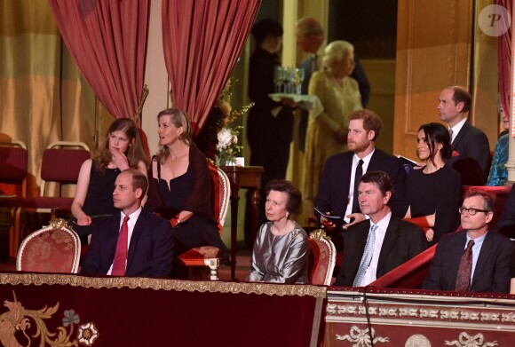 Le prince Harry et Meghan Markle au Royal Albert Hall le 21 avril 2018 pour la soirée du 92e anniversaire de la reine Elizabeth II.