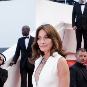 Carla Bruni Sarkozy (Robe Dior Haute-Couture) - Montée des marches du film "Le Grand Bain" lors du 71ème Festival International du Film de Cannes. Le 13 mai 2018 © Borde-Jacovides-Moreau/Bestimage