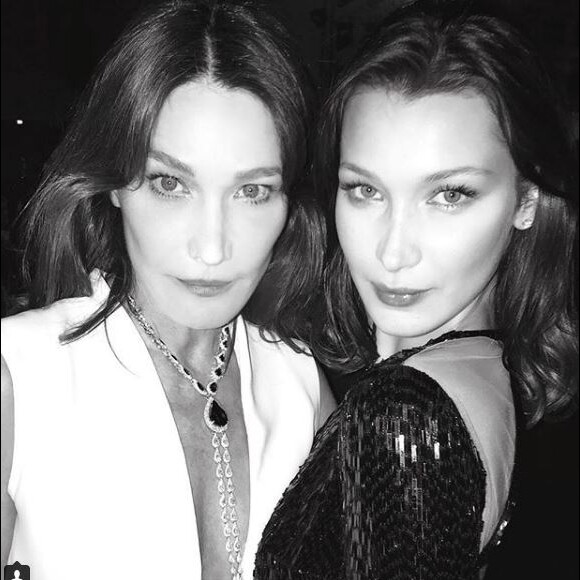 Carla Bruni-Sarkzy et Bella Hadid au Festival de Cannes le 13 mai 2018.