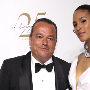 Gilles Mansard, président de De Grisogono France et Cindy Bruna lors du photocall de la soirée du 25ème anniversaire de De Grisogono en marge du 71ème festival international du film de Cannes à la Villa des Oliviers au Cap d'Antibes le 15 mai 2018 © Borde / Jacovides / Moreau / Bestimage